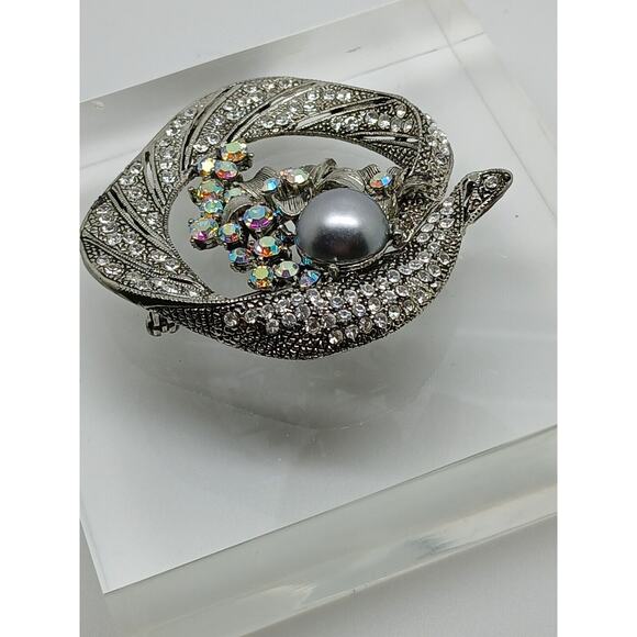 Gorgeous Vintage Estate Silver Grey Pearl Rhinestone Crystal AB Brooch - Picture 11 of 13